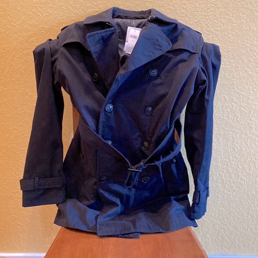 Woman’s fall/Winter/Spring Black Business Overcoat/Trench coat,Brand New & Tags.